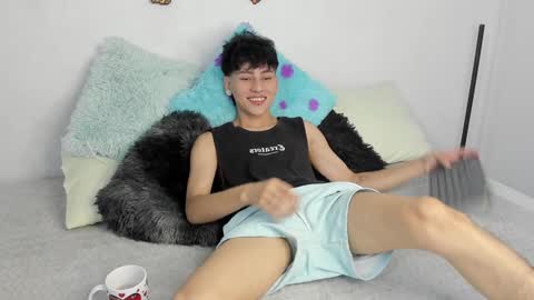 Nico  online show from January 15, 2025, 4:47 am