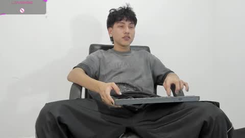 Nico  online show from February 11, 2025, 3:40 am