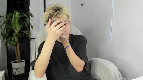 Nico  online show from September 28, 2025, 7:14 am