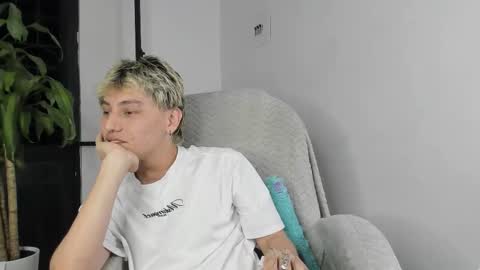 Nico  online show from October 22, 2025, 5:30 am