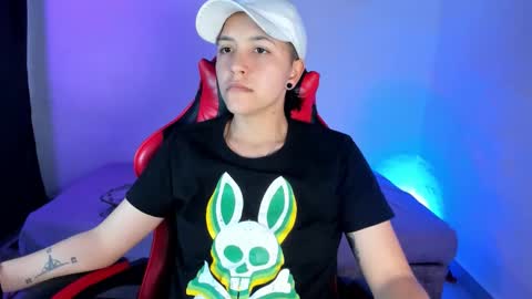 NICO online show from November 19, 2025, 2:00 am