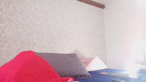 Nicol online show from September 8, 2025, 7:24 pm