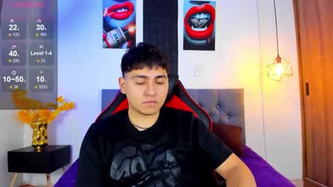 Snapshot of nicolas_james_sc chatting on November 5, 2025, 1:55 pm nicolas_james_sc online show from November 5, 2025, 1:55 pm