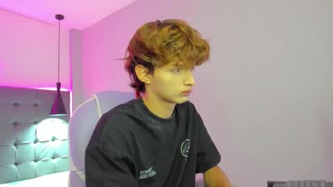 nicolasferrer18 online show from November 3, 2025, 7:15 pm