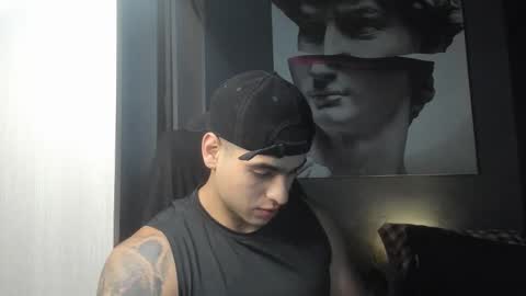 Snapshot of nicolasmuscle chatting on November 28, 2025, 1:41 am Andres online show from November 28, 2025, 1:41 am