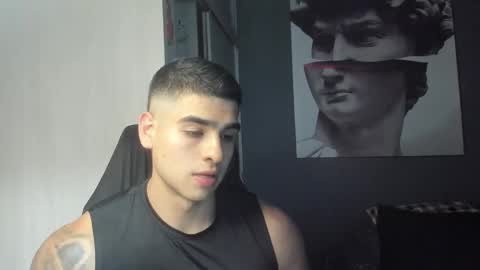 Snapshot of nicolasmuscle chatting on November 30, 2025, 9:08 pm Andres online show from November 30, 2025, 9:08 pm