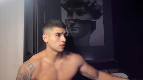 Snapshot of nicolasmuscle chatting on December 2, 2025, 5:08 pm Andres online show from December 2, 2025, 5:08 pm