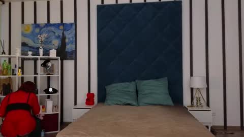 Snapshot of nicole_8788 chatting on February 18, 2025, 9:32 am Lily dont forget to thumbs up me online show from February 18, 2025, 9:32 am