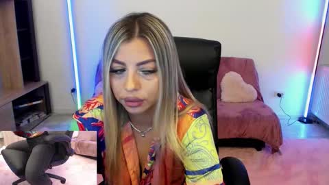 Snapshot of nicole___19 chatting on September 18, 2025, 5:37 pm Nico online show from September 18, 2025, 5:37 pm