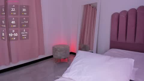 Hi Im Ana  FOLLOW ME ON IG    Analee  online show from February 12, 2025, 11:09 pm