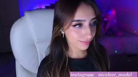 Nicole online show from November 8, 2025, 5:51 am