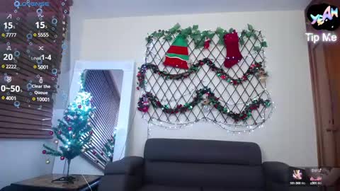 Snapshot of nicole_santana_ chatting on December 17, 2024, 2:01 am Nicole Santana online show from December 17, 2024, 2:01 am