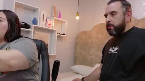 Nicole online show from November 17, 2025, 8:03 pm