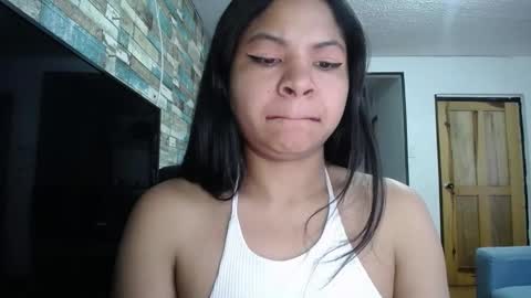 Snapshot of nicoleebon chatting on September 10, 2025, 12:38 pm Nicole online show from September 10, 2025, 12:38 pm
