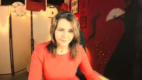 nicolehits online show from October 19, 2025, 5:30 am