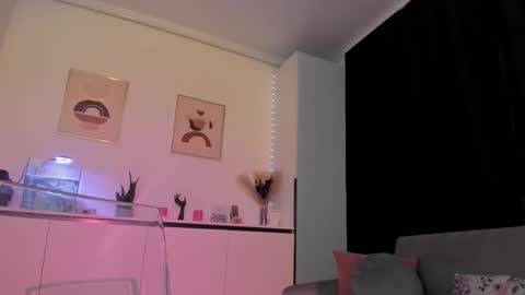 Snapshot of nicoleirisxxx chatting on October 16, 2025, 5:52 am nicoleirisxxx online show from October 16, 2025, 5:52 am