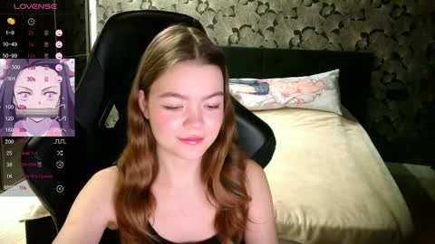 Snapshot of nicolemeew chatting on January 19, 2025, 10:39 pm NicoleMeew online show from January 19, 2025, 10:39 pm