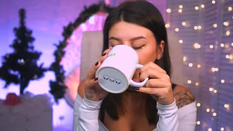 Snapshot of nicolemoonn chatting on December 10, 2024, 12:49 pm online November 28 from 16 to 20 November 29 from 12 to 20 December 3 and 5 from 12 to 20 December 7 and 8 from 04 to 08 GMT online show from December 10, 2024, 12:49 pm