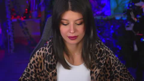 Snapshot of nicolemoonn chatting on January 14, 2025, 2:53 pm online November 28 from 16 to 20 November 29 from 12 to 20 December 3 and 5 from 12 to 20 December 7 and 8 from 04 to 08 GMT online show from January 14, 2025, 2:53 pm