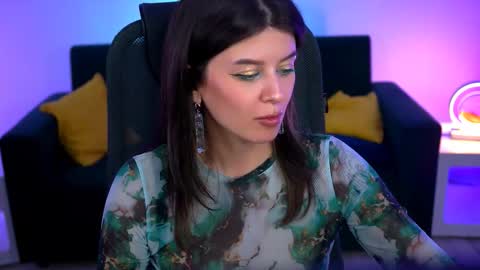 Snapshot of nicolemoonn chatting on March 4, 2025, 10:05 pm online November 28 from 16 to 20 November 29 from 12 to 20 December 3 and 5 from 12 to 20 December 7 and 8 from 04 to 08 GMT online show from March 4, 2025, 10:05 pm