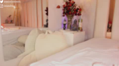 Snapshot of nicolemorelli2 chatting on September 8, 2025, 2:27 pm Andrea give it a thumbs up please its important online show from September 8, 2025, 2:27 pm