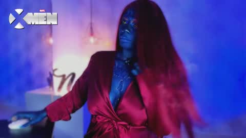 Snapshot of nicolemorelli2 chatting on October 9, 2025, 12:47 pm Andrea give it a thumbs up please its important online show from October 9, 2025, 12:47 pm