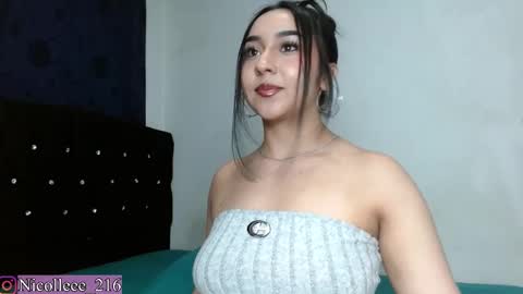 Nicolle online show from October 3, 2025, 5:32 pm