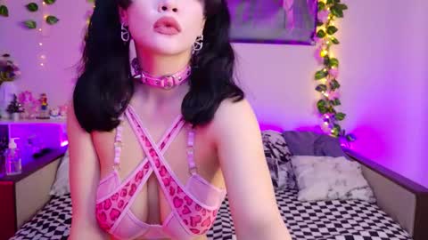 Snapshot of night_angell chatting on December 4, 2025, 11:30 am Night angel online show from December 4, 2025, 11:30 am