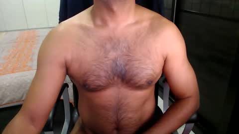 night_rider09711 online show from February 5, 2025, 9:50 pm