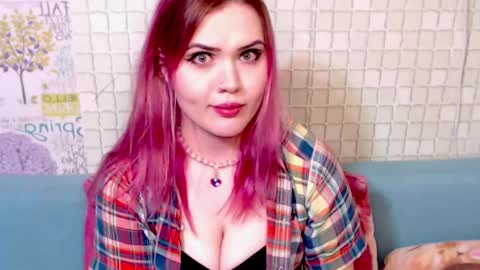 Snapshot of night_shine chatting on December 7, 2024, 10:56 am night_shine online show from December 7, 2024, 10:56 am