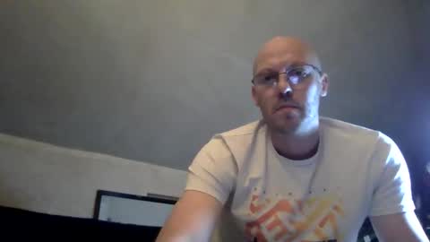 nighttime online show from December 31, 2024, 3:12 am