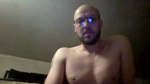 nighttime online show from March 9, 2025, 9:46 pm