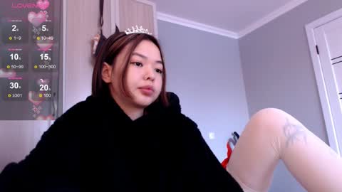 Snapshot of niia_osaki chatting on February 27, 2025, 11:10 am Niia online show from February 27, 2025, 11:10 am