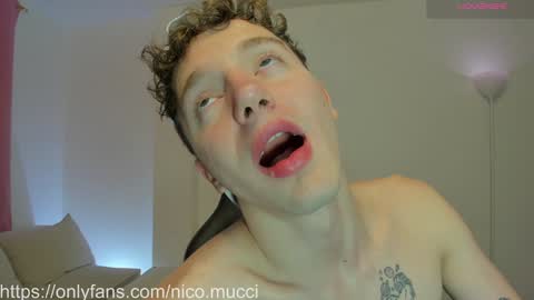 Nicolas Mucci online show from January 9, 2025, 7:42 am