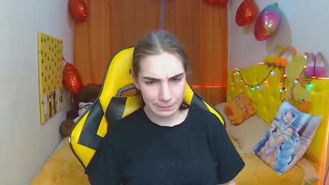 nikastarkk online show from March 9, 2025, 10:19 pm