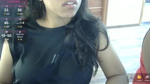Snapshot of nike_aj chatting on February 3, 2025, 6:45 am Nike online show from February 3, 2025, 6:45 am