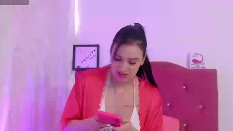 Snapshot of nikii_28 chatting on September 18, 2025, 2:52 pm Nikii  online show from September 18, 2025, 2:52 pm