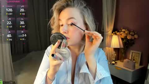 Snapshot of nikki_kai chatting on October 17, 2025, 12:58 am Nikki online show from October 17, 2025, 12:58 am