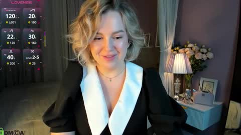 Nikki online show from October 24, 2025, 12:41 am