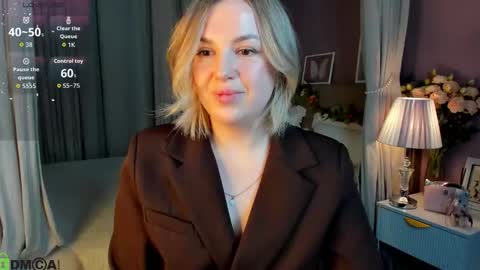 Nikki online show from November 10, 2025, 1:04 am