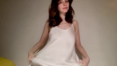 Snapshot of nikki_mi chatting on December 7, 2024, 1:18 pm Nikki online show from December 7, 2024, 1:18 pm