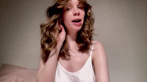 Snapshot of nikki_mi chatting on December 12, 2024, 1:17 pm Nikki online show from December 12, 2024, 1:17 pm