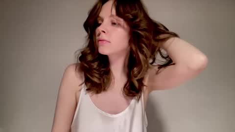 Snapshot of nikki_mi chatting on December 14, 2024, 1:27 pm Nikki online show from December 14, 2024, 1:27 pm