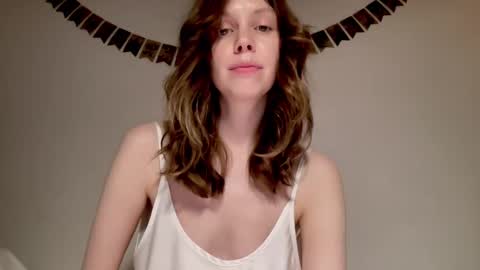 Snapshot of nikki_mi chatting on December 25, 2024, 1:09 pm Nikki online show from December 25, 2024, 1:09 pm