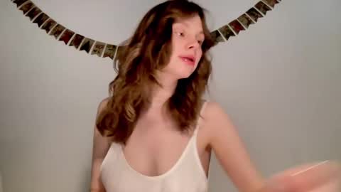 Snapshot of nikki_mi chatting on January 12, 2025, 10:12 am Nikki online show from January 12, 2025, 10:12 am