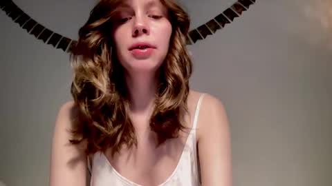 Snapshot of nikki_mi chatting on February 2, 2025, 10:13 am Nikki online show from February 2, 2025, 10:13 am