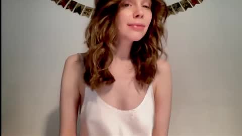 Snapshot of nikki_mi chatting on February 6, 2025, 1:10 pm Nikki online show from February 6, 2025, 1:10 pm