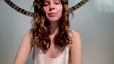 Snapshot of nikki_mi chatting on February 7, 2025, 10:08 am Nikki online show from February 7, 2025, 10:08 am