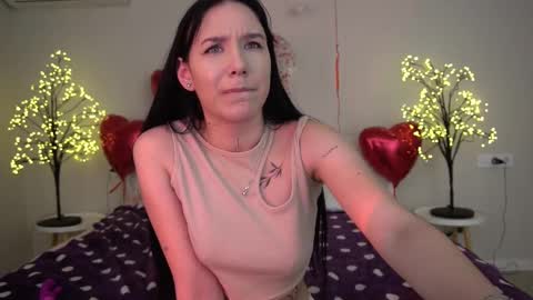 Snapshot of nikkigoldx chatting on February 17, 2025, 5:43 pm Nikki online show from February 17, 2025, 5:43 pm