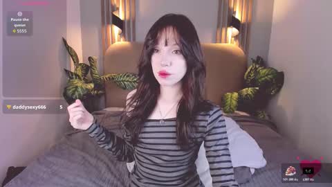 Snapshot of nikkimiltons chatting on December 14, 2025, 2:44 pm Nikki online show from December 14, 2025, 2:44 pm